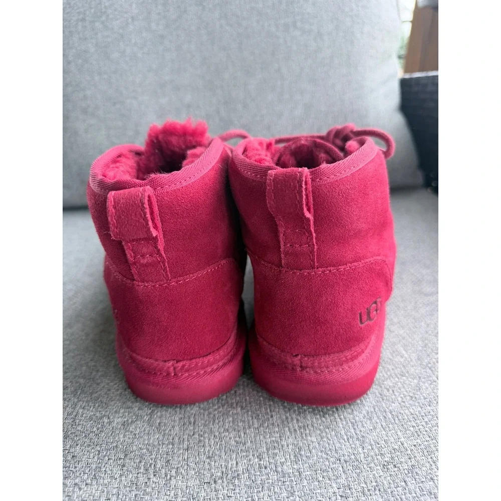 UGG neumel lace